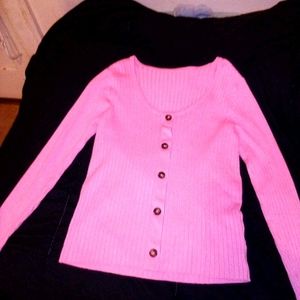 Pink long sleeve bottom lined top